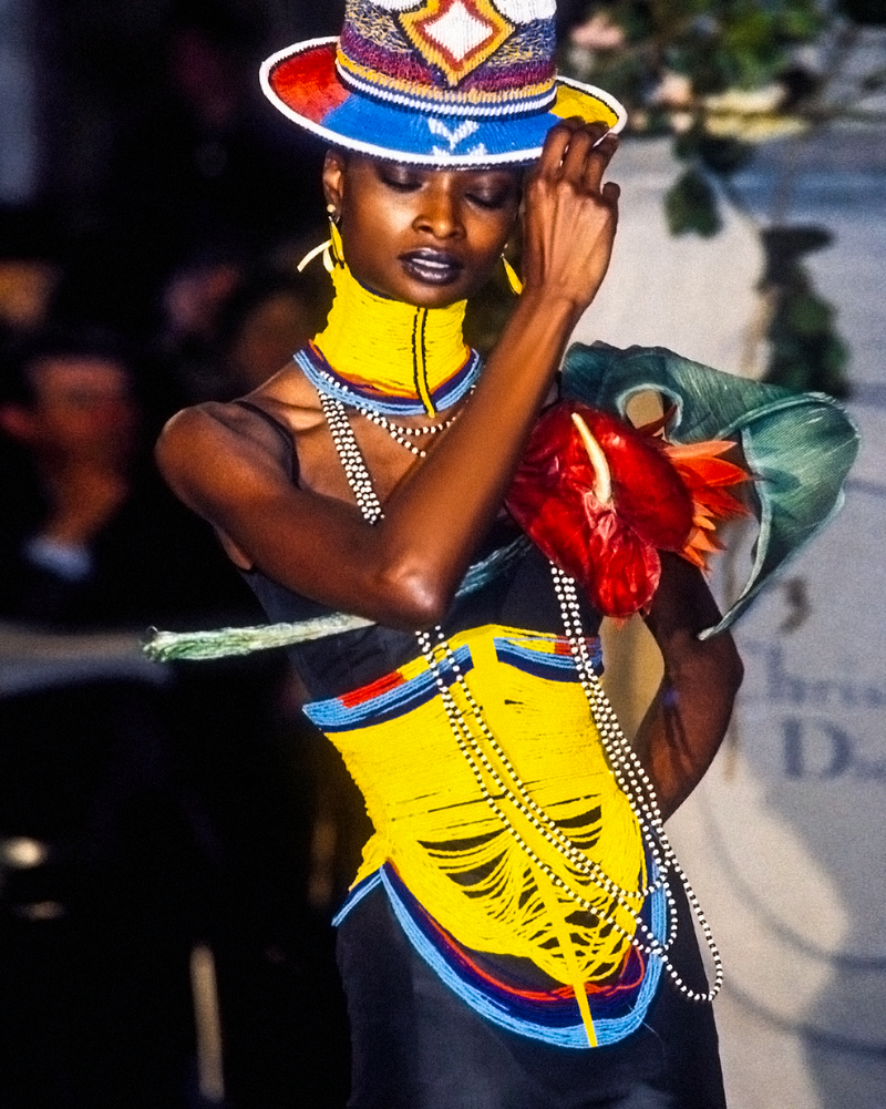 Christian Dior 1997 Maasai Star Beaded Choker Necklace