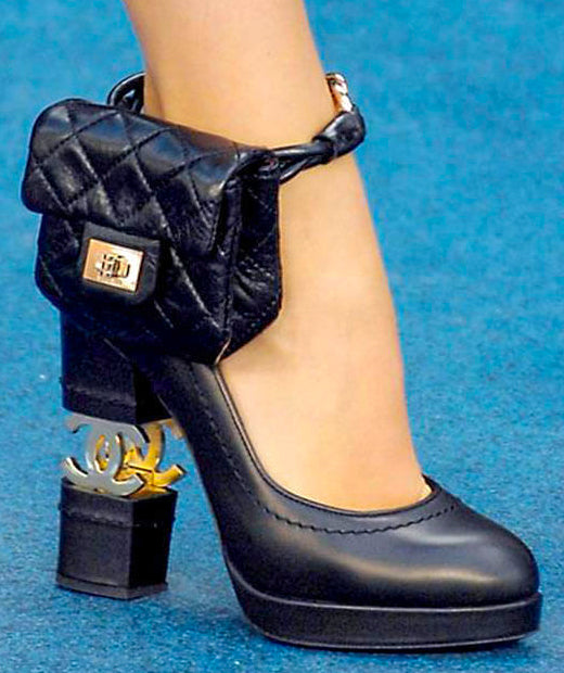 Chanel Spring 2008 Black Patent Runway Ankle Monitor Bag