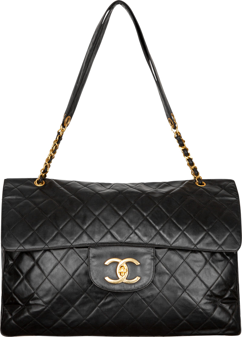 Lot - CHANEL QUILTED NYLON TRAVEL BAG